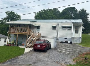 161 Brook St, Tazewell, VA 24651