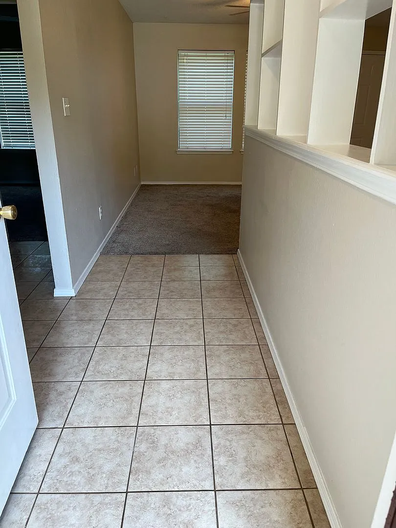 Three Bedroom/1,5 Bath Home — Photo 4