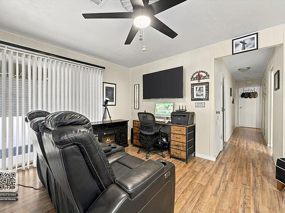 5th image of 725 45th St
