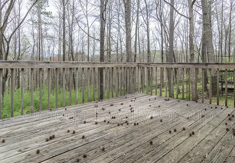 6770 Charles Dr — Photo 34