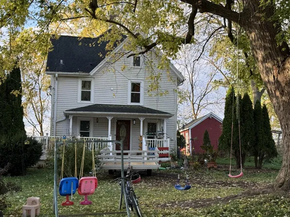 S96W25145 Mound AVENUE, Big Bend, WI 53103