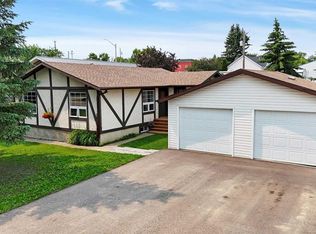 5108 E 49th St, Clive, AB T0C0Y0