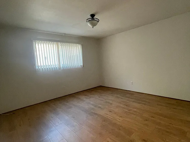 1516 Corinth Ave #4 — Photo 9