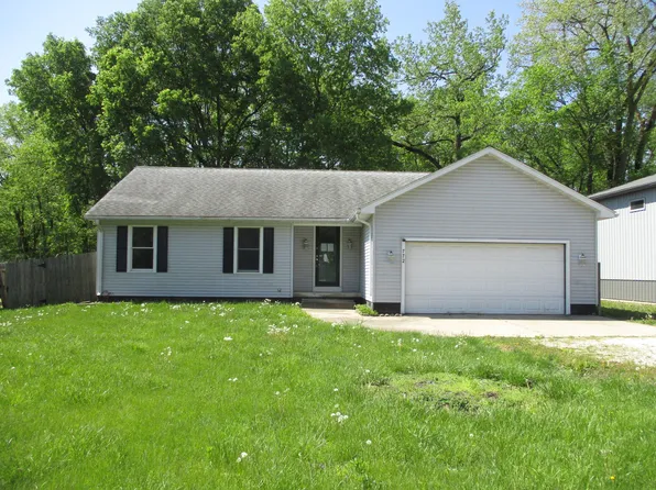 772 Young St, Marseilles, IL 61341