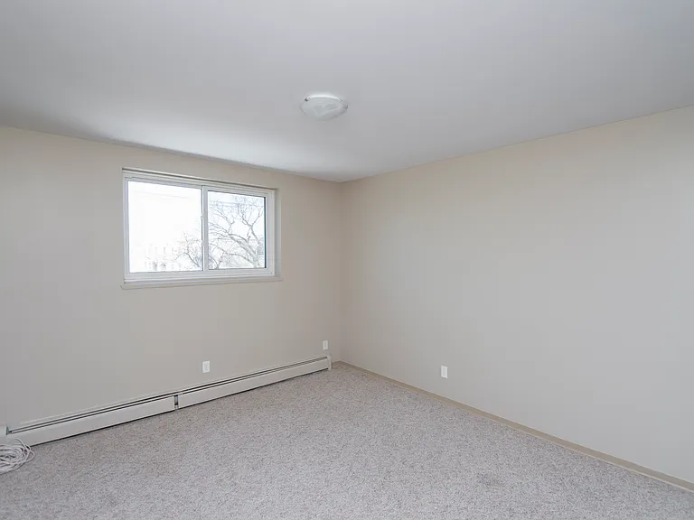 455 Leila Ave — Photo 6