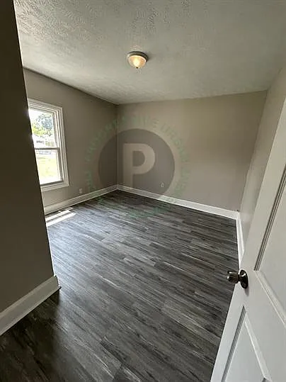 3204 West 73rd Street - Downstairs — Photo 14