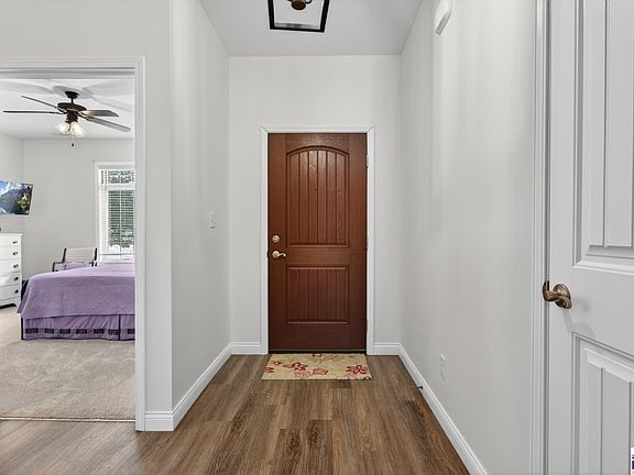 5th image of 3948 N Anderson Dr