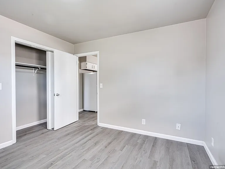 1214 Mount Vernon Street — Photo 7