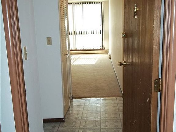 two bedroom entrance