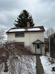 630 Prospect St, Crescent, PA, 15046