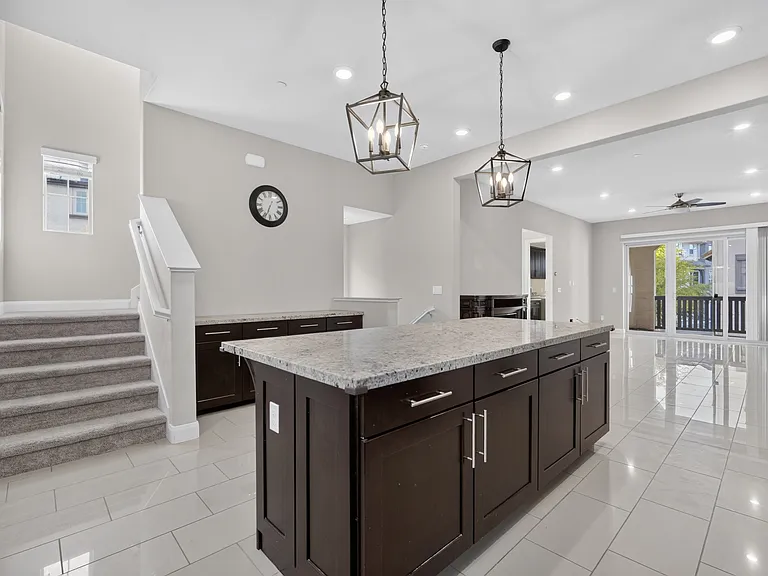 1606 Hidden Creek Ln — Photo 14