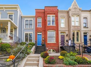 323 D St SE, Washington, DC 20003