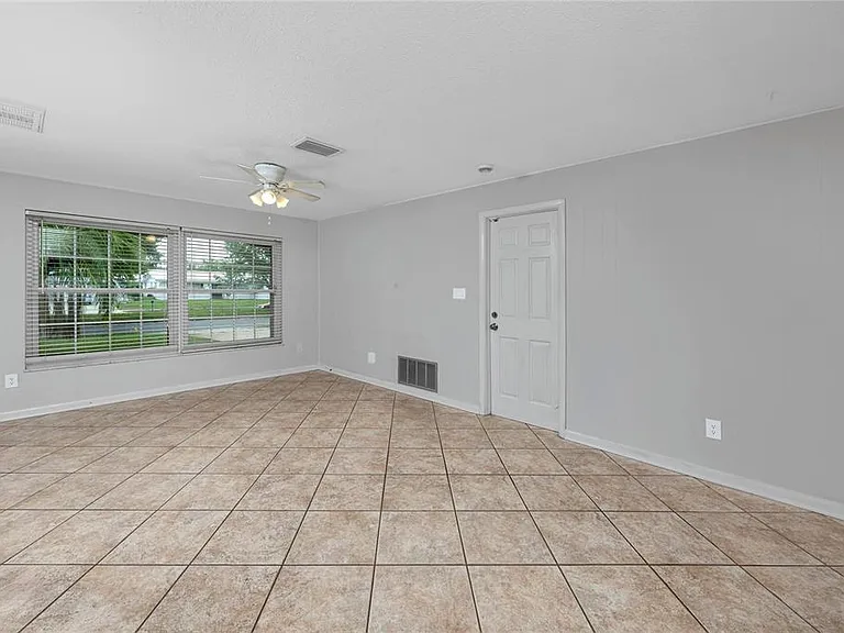 2260 Harn Blvd — Photo 15