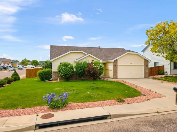 5340 Manor Brier Ct, Pueblo, CO 81005