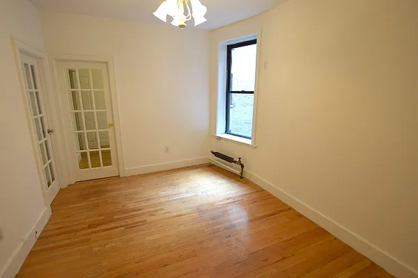 Rented by Your Vanity Realty | media 17