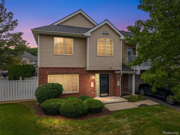 3521 Whitaker Dr