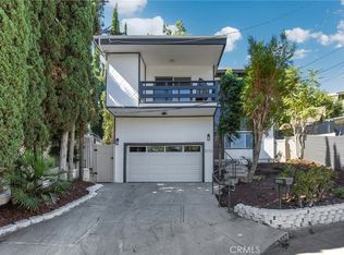 5233 Elvira Rd, Woodland Hills, CA 91364