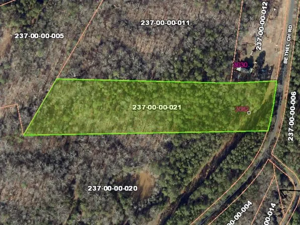 3082 Bethel Church Rd, Laurens, SC 29360