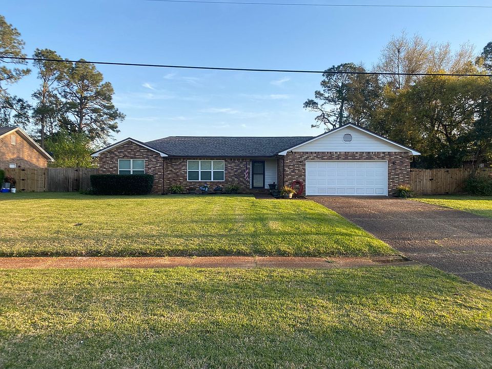 1st image of 7021 Lake Joanne Dr