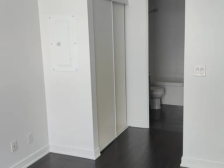 9205 Yonge St N #804 — Photo 11