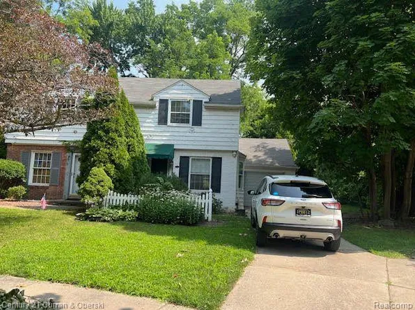 3756 Brewster St, Dearborn, MI 48120