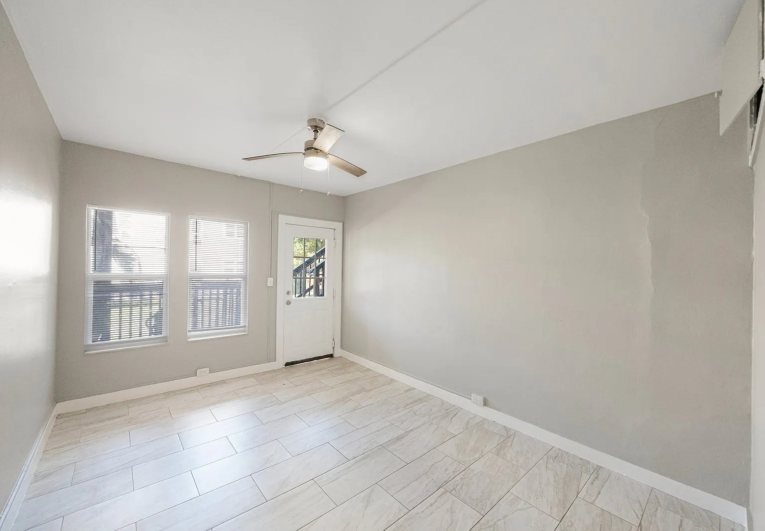 433 Delmar Ter S — Photo 1