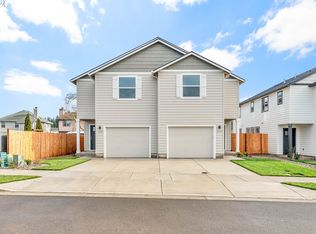 1157/1159 S 43rd Pl, Springfield, OR 97478
