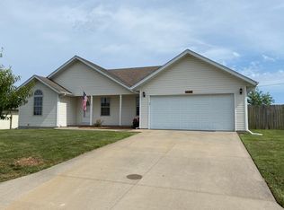 341 Sugar Tree Rd, Sparta, MO 65753