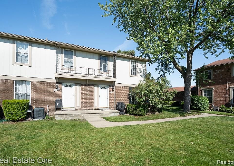 1st image of 35226 Tall Oaks Dr