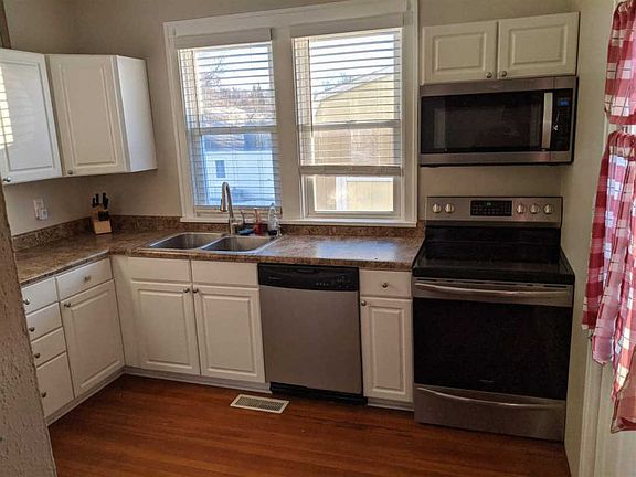 4th image of 1806 Harkin Pl