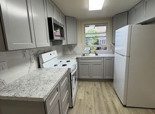 2234 Haste St APT 4, Berkeley, CA 94704