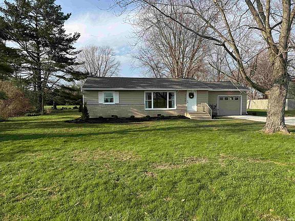 3rd image of 2100 E County Road 700 N