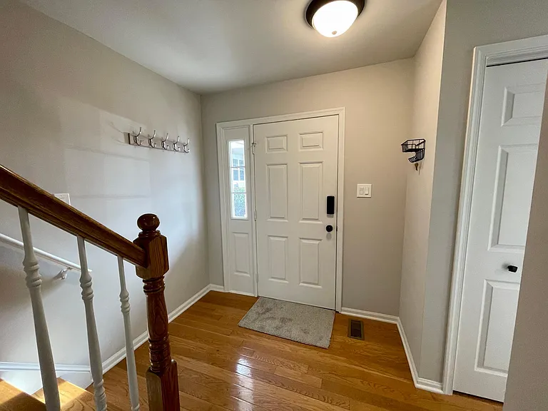 31 Chetwood Ct — Photo 3