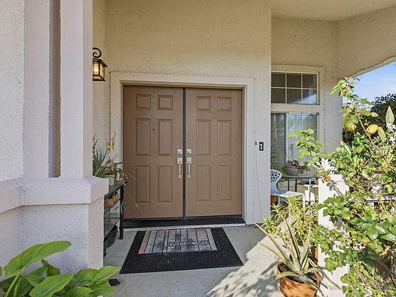 4th image of 4221 Legacy Ct