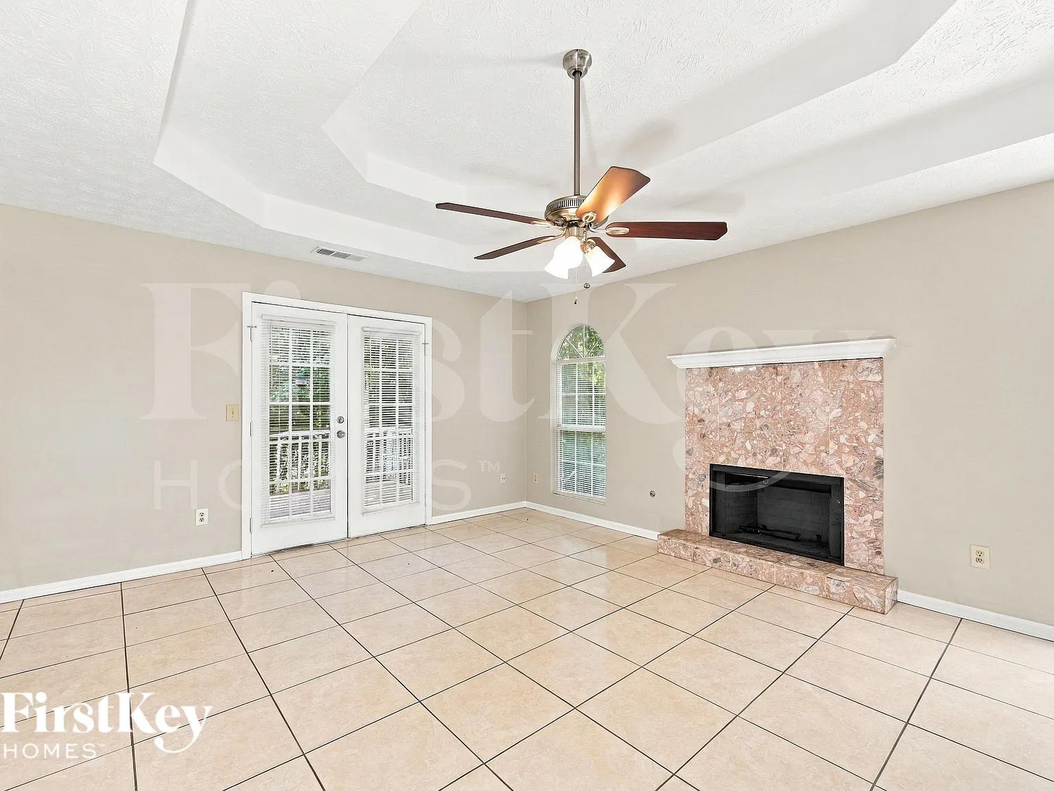 3 bed, 3.0 bath, 1620 sqft, $2,060 — Photo 4