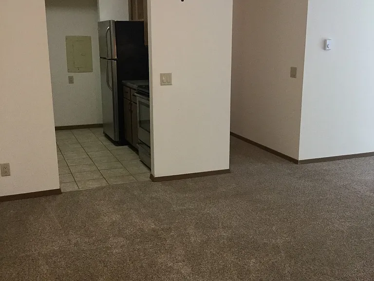High Point Commons Apartments — Photo 12