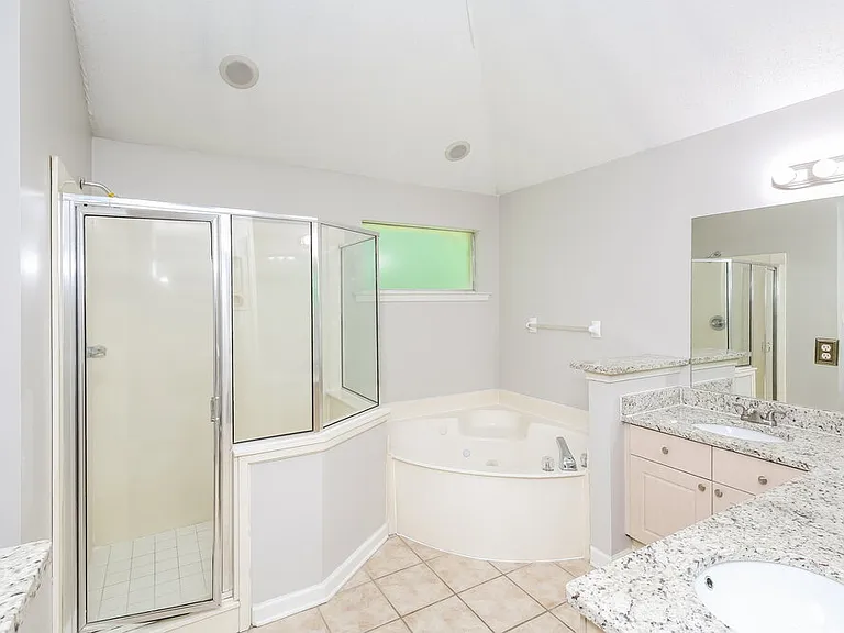 3875 Neyland Valley Dr — Photo 11