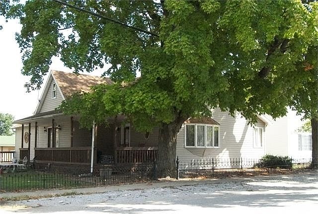 1st image of 9516 E Main St