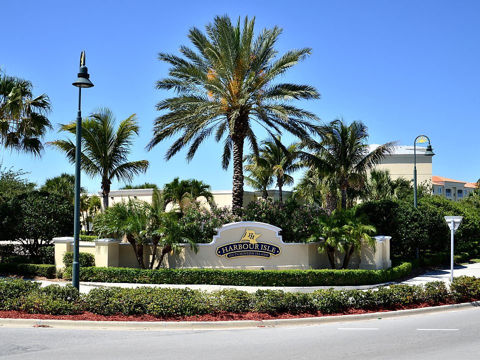 1st image of 32 Harbour Isle Drive W #104