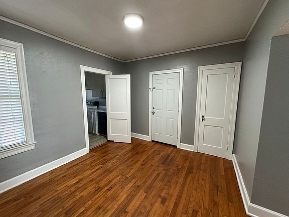 5th image of 410 E Carolina St #5