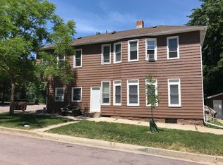 429 Pine St APT 5, Saint Peter, MN 56082