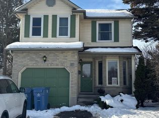 17 Laurelwood Ct, Guelph, ON N1G 4E8