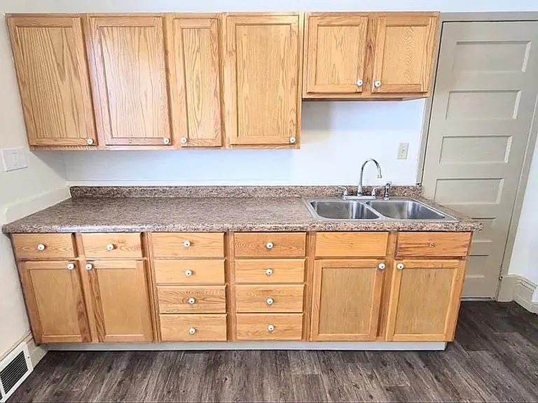 315 Aurora Ave — Photo 5