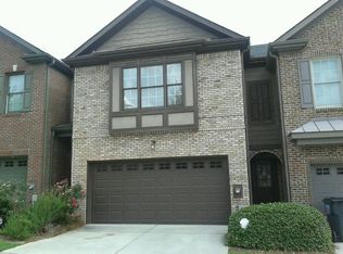5880 Oakbrook Lake Ct, Norcross, GA 30093