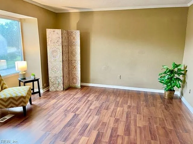 915 Madison Ave — Photo 5