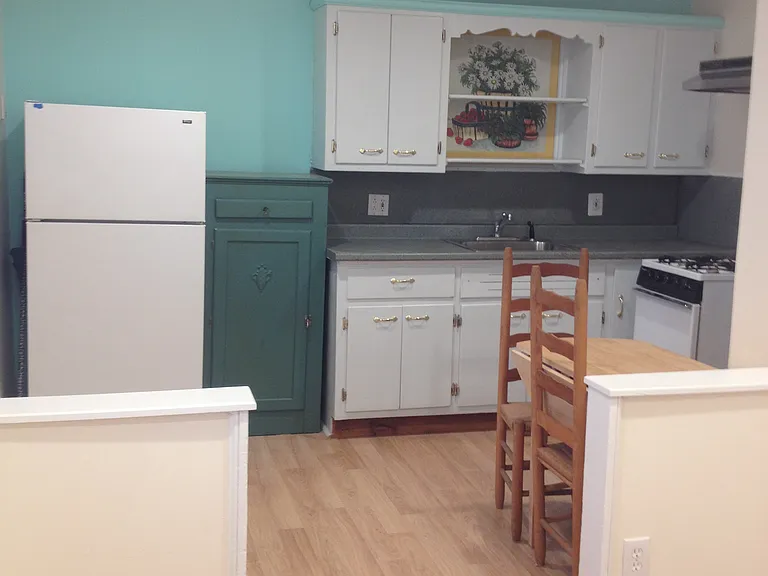 74 Crotona Ave — Photo 2