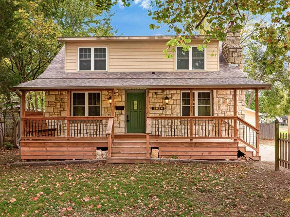 2824 SW 10th Ave, Topeka, KS 66604
