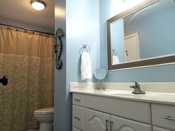 3rd image of 4149 S Persimmon Pl