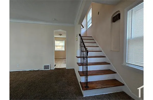 Building Photo - 5151 Erwin St