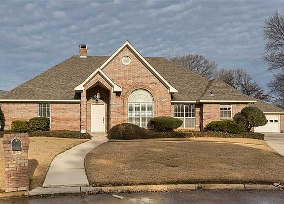4th image of 6 Stoneridge Cir